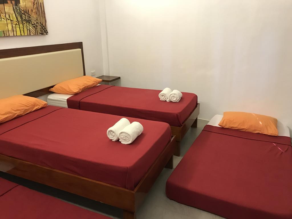 Koko'S Place Diniwid Balabag  المظهر الخارجي الصورة