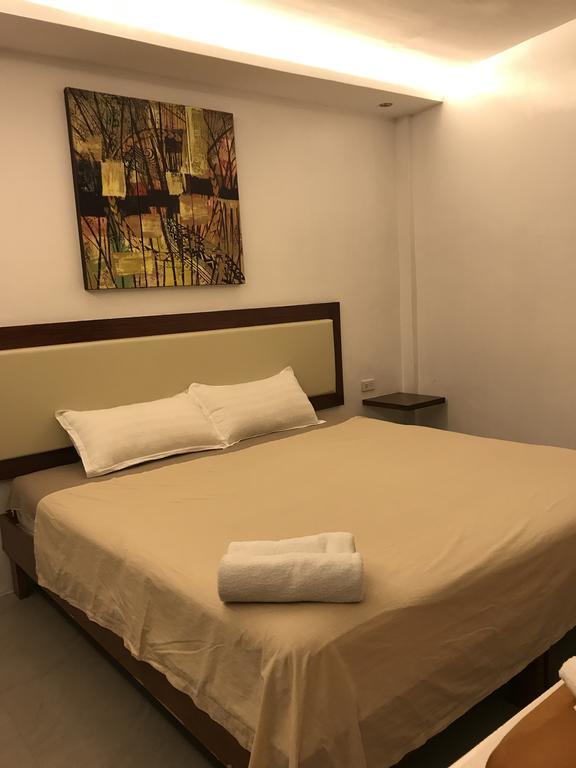 Koko'S Place Diniwid Balabag  المظهر الخارجي الصورة