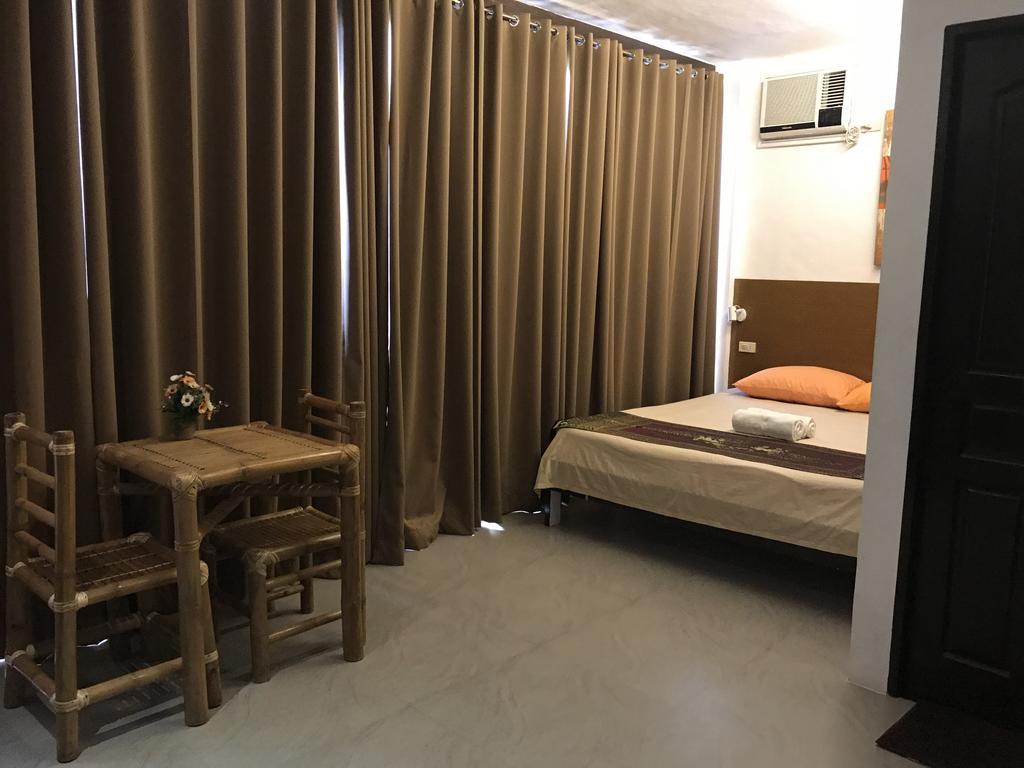 Koko'S Place Diniwid Balabag  المظهر الخارجي الصورة